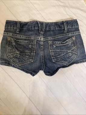Y2K Aeropostale Low Rise Denim Shorts Size 5/6 Distressed Medium Wash